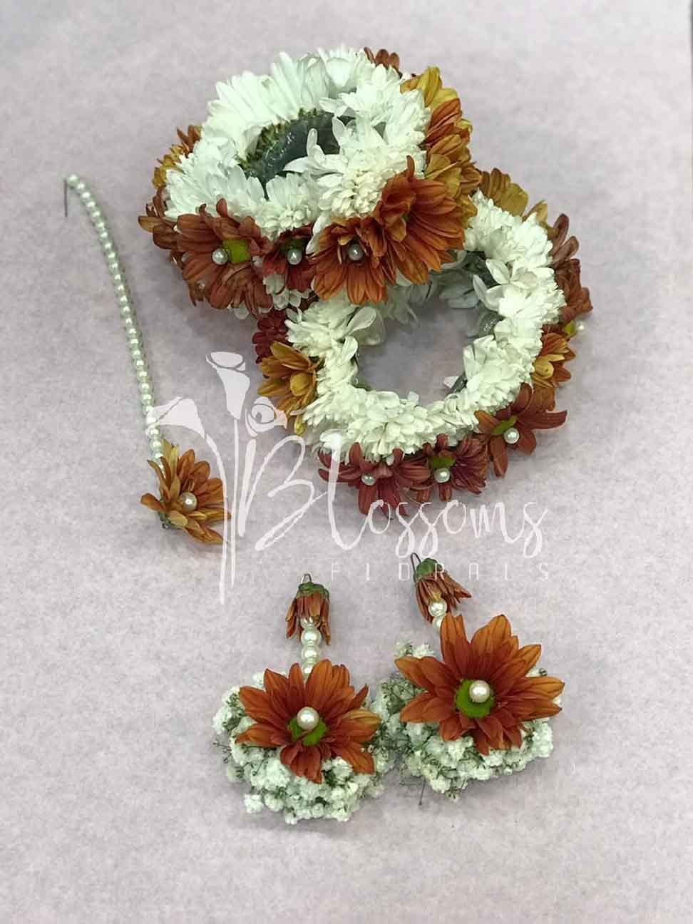 best room decor stores