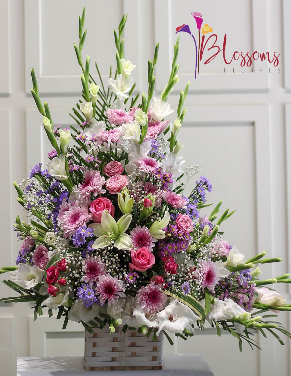 best room decor stores