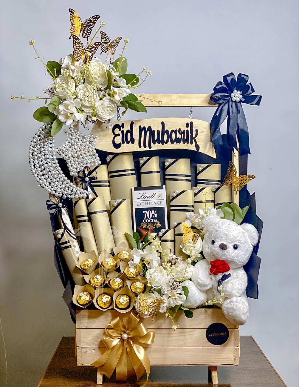 best room decor stores