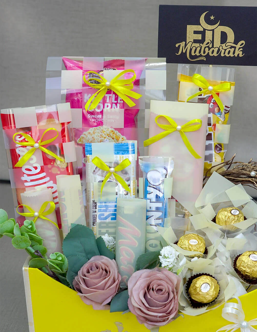 best room decor stores